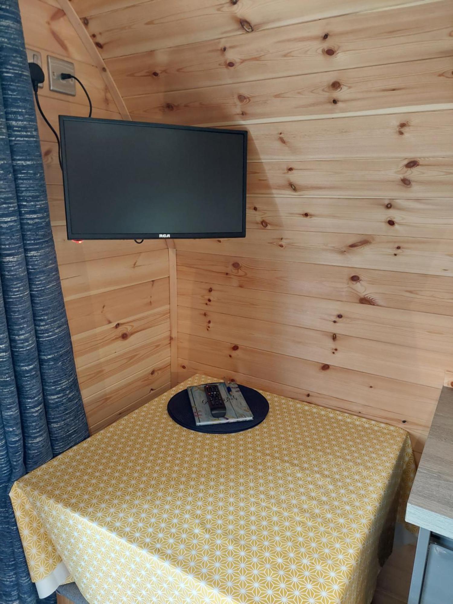 High Whashton Springs Glamping Pod, Richmond Yorksアパートメント エクステリア 写真